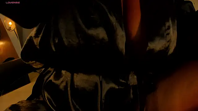 SavannahStorm online show from 11-13-25, 10:58