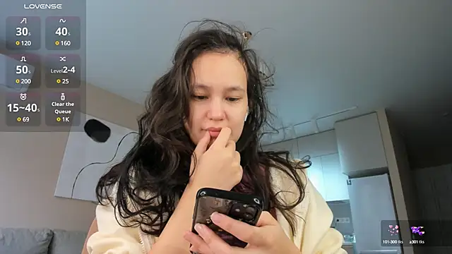 miss shine online show from 12-03-24, 04:47