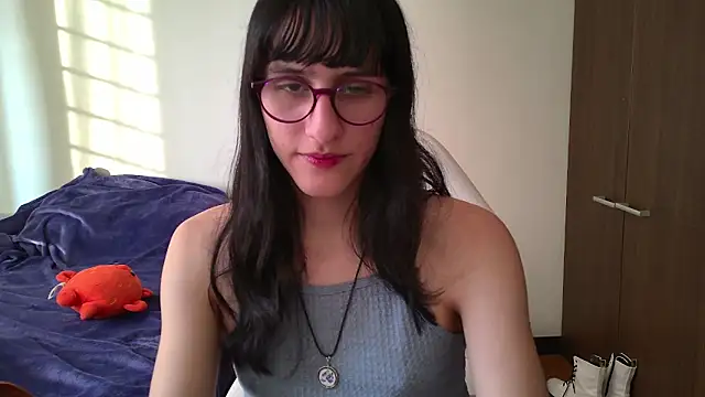 Snapshot of Alice_love29 chatting on 01-17-25, 10:23 Alice love29 online show from 01-17-25, 10:23