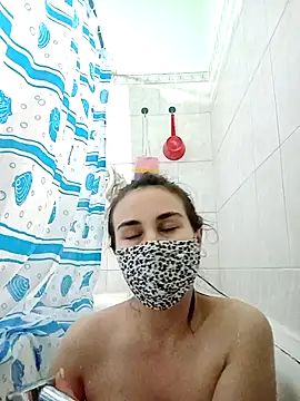 Snapshot of MikaKors chatting on 12-21-24, 04:46 MikaKors online show from 12-21-24, 04:46