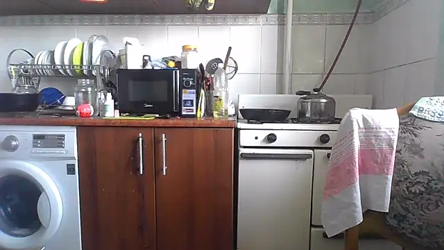 Snapshot of MikaKors chatting on 02-01-25, 05:49 MikaKors online show from 02-01-25, 05:49