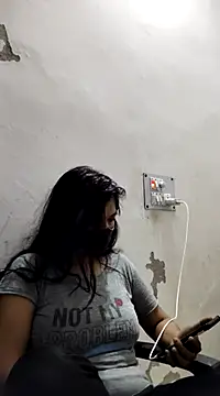 illay love online show from 02-24-25, 03:23