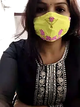 Snapshot of illay_love chatting on 01-15-26, 04:44 illay love online show from 01-15-26, 04:44