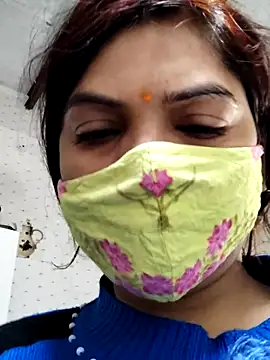 Snapshot of illay_love chatting on 01-17-26, 05:34 illay love online show from 01-17-26, 05:34