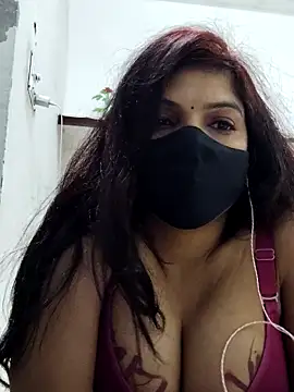 Snapshot of illay_love chatting on 01-31-26, 07:11 illay love online show from 01-31-26, 07:11