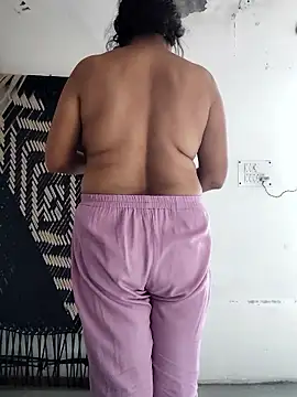 Snapshot of illay_love chatting on 02-09-26, 07:23 illay love online show from 02-09-26, 07:23