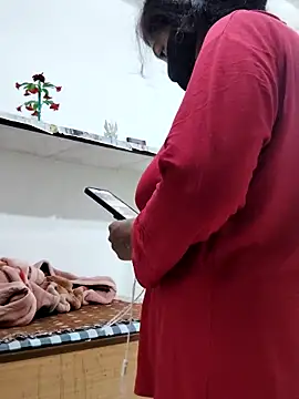 Snapshot of illay_love chatting on 02-13-26, 02:40 illay love online show from 02-13-26, 02:40