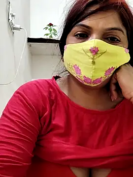 Snapshot of illay_love chatting on 02-17-26, 10:45 illay love online show from 02-17-26, 10:45