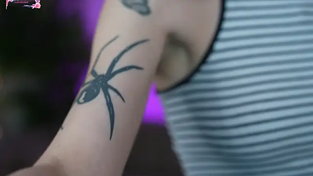 Beatrice 054 online show from 02-28-25, 09:15