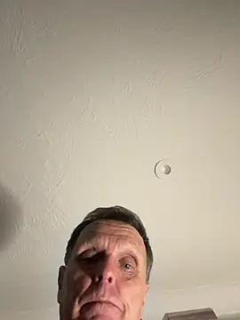 Snapshot of maturemale2024 chatting on 02-16-26, 06:15 maturemale2024 online show from 02-16-26, 06:15