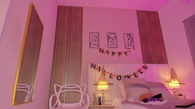 zoe sky  online show from 10-31-25, 11:33