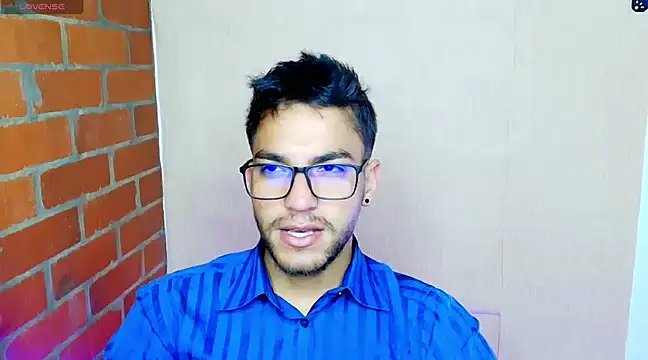 Leandro valenzuela online show from 03-13-25, 03:44