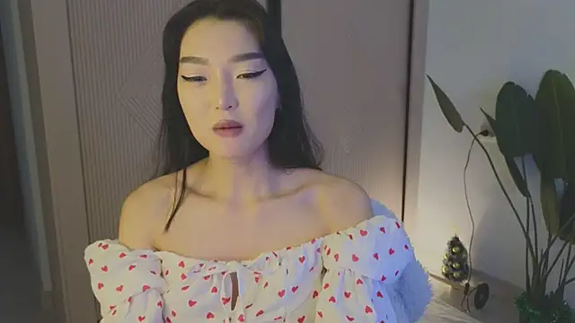 AudreyMell online show from 12-11-24, 02:44