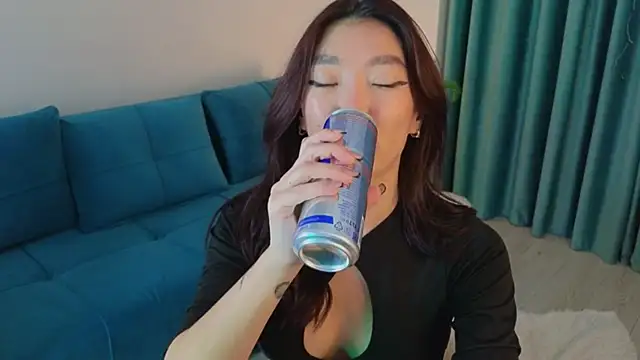 AudreyMell online show from 10-16-25, 02:29