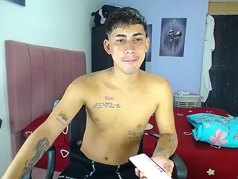 Snapshot of boy_latino_sex chatting on 09-09-25, 10:20 boy latino sex online show from 09-09-25, 10:20