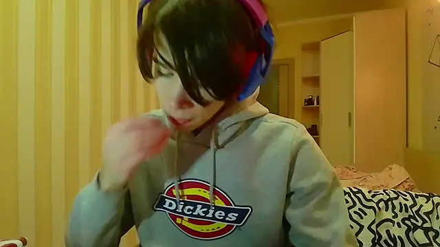 gayGamogey online show from 03-22-25, 07:42