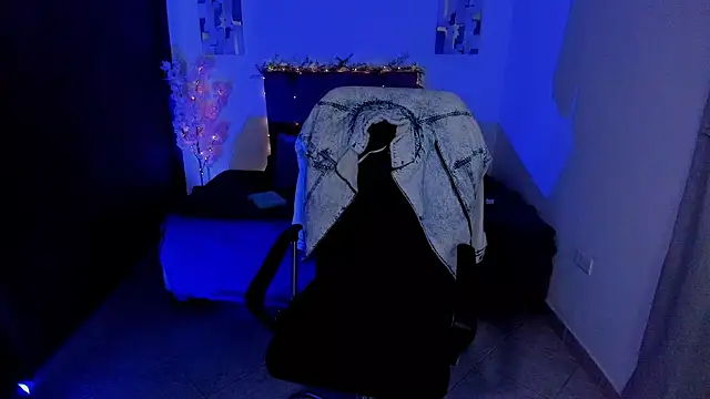 Charlee pink online show from 10-09-25, 03:10