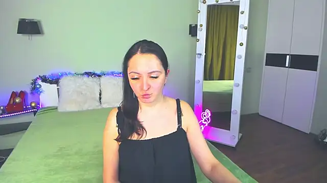AngellLika online show from 12-13-24, 04:05