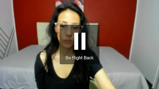 Abrillee1 online show from 12-21-24, 10:40