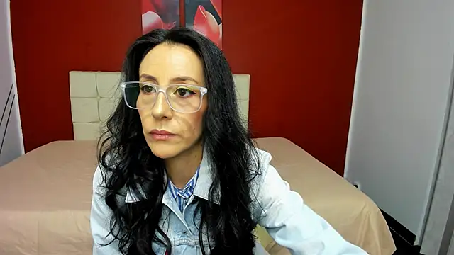 Abrillee1 online show from 01-28-25, 07:32