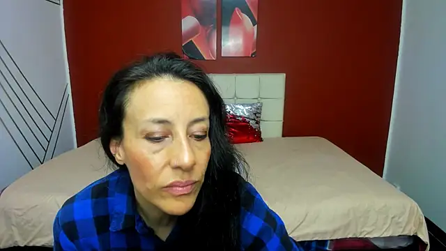 Abrillee1 online show from 02-18-25, 10:47