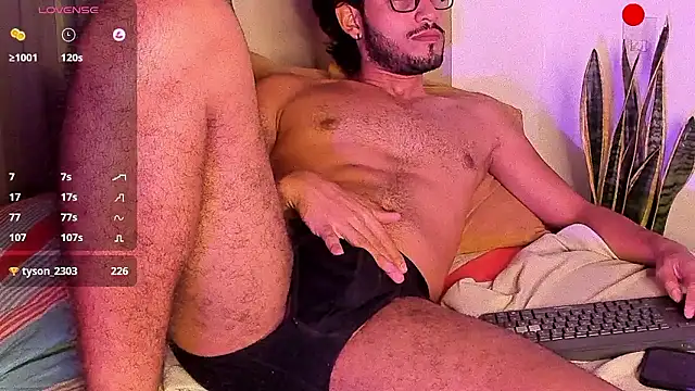 Nicholasrodrii online show from 12-06-24, 01:29