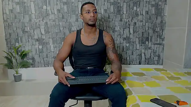 Snapshot of Joseephjackson chatting on 02-08-25, 05:39 Joseephjackson online show from 02-08-25, 05:39