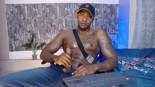 Snapshot of Joseephjackson chatting on 10-15-25, 05:24 Joseephjackson online show from 10-15-25, 05:24