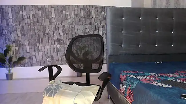 Snapshot of Joseephjackson chatting on 11-04-25, 12:37 Joseephjackson online show from 11-04-25, 12:37