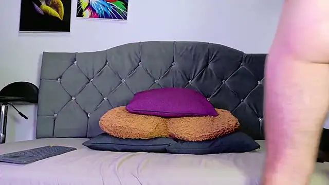 louis bcasta1 online show from 10-28-25, 11:03