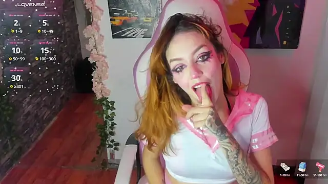 katt  black   online show from 10-15-25, 09:04