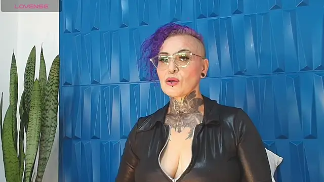 SandyyRose online show from 01-28-25, 05:56