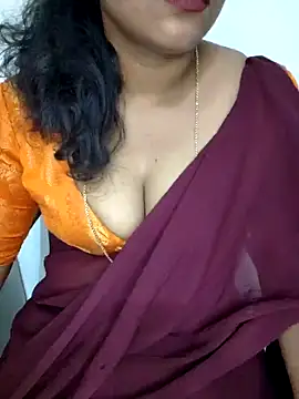 Snapshot of Sexy_Ammu_Telugu chatting on 01-09-25, 03:58 Sexy Ammu Telugu online show from 01-09-25, 03:58
