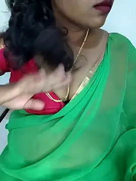 Snapshot of Sexy_Ammu_Telugu chatting on 01-29-25, 08:51 Sexy Ammu Telugu online show from 01-29-25, 08:51
