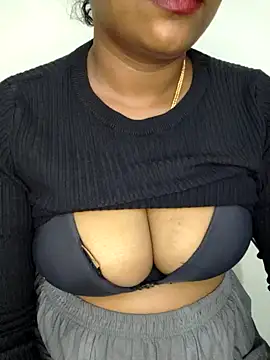 Snapshot of Sexy_Ammu_Telugu chatting on 02-03-25, 02:25 Sexy Ammu Telugu online show from 02-03-25, 02:25