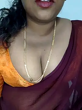 Snapshot of Sexy_Ammu_Telugu chatting on 02-08-25, 04:04 Sexy Ammu Telugu online show from 02-08-25, 04:04