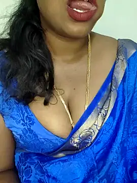 Snapshot of Sexy_Ammu_Telugu chatting on 02-12-25, 04:44 Sexy Ammu Telugu online show from 02-12-25, 04:44