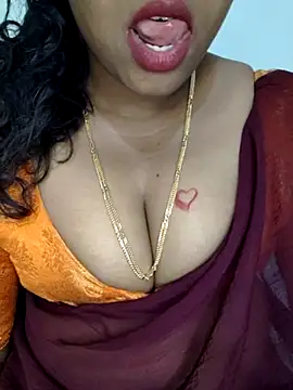 Snapshot of Sexy_Ammu_Telugu chatting on 02-27-25, 03:25 Sexy Ammu Telugu online show from 02-27-25, 03:25