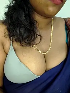 Snapshot of Sexy_Ammu_Telugu chatting on 03-03-25, 04:14 Sexy Ammu Telugu online show from 03-03-25, 04:14