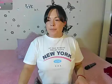 MIA BIANCCO online show from 01-27-25, 02:20