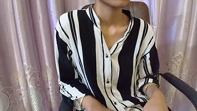 Srabontii online show from 10-22-25, 10:37