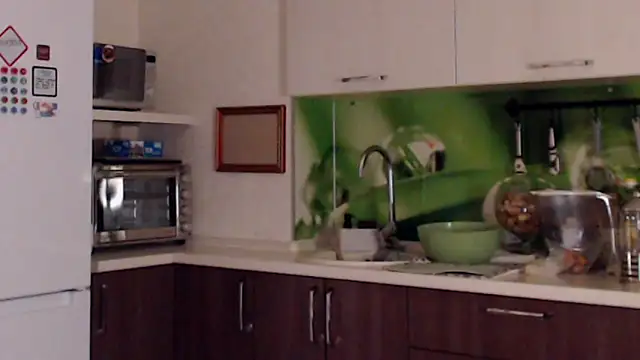 Snapshot of pepper_milf chatting on 03-15-25, 06:10 pepper milf online show from 03-15-25, 06:10