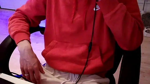 ElViko11 online show from 11-08-25, 12:22