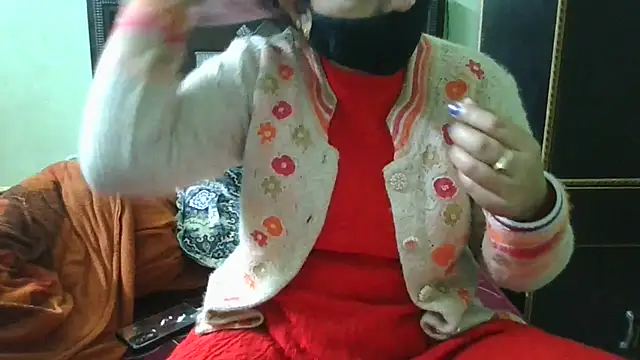 couplesuni online show from 12-16-25, 03:44