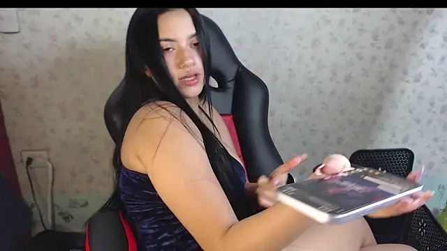 Snapshot of kayla_k18 chatting on 10-24-25, 02:41 kayla k18 online show from 10-24-25, 02:41