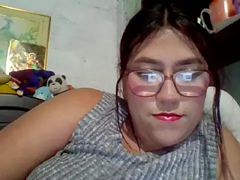 dafne19  online show from 02-05-25, 05:20