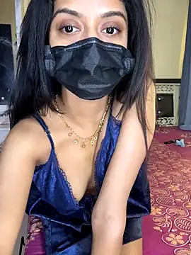 Aakanshaa   online show from 10-08-25, 04:54