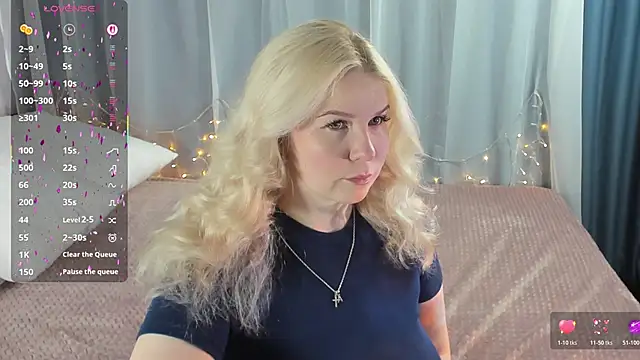 Snapshot of Tasty_booty chatting on 02-12-26, 01:11 Tasty booty online show from 02-12-26, 01:11