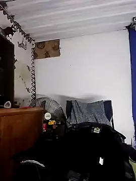 Snapshot of bull_Giant chatting on 12-07-24, 08:27 bull Giant online show from 12-07-24, 08:27