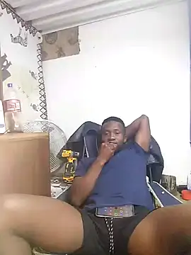 Snapshot of bull_Giant chatting on 12-09-24, 10:41 bull Giant online show from 12-09-24, 10:41